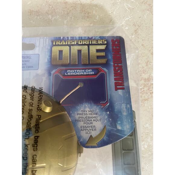 TRANSFORMERS ONE LIGHT UP MATRIX OF LEADERSHIP COSTUME ACCESSORY DG164079 - Picture 2 of 3